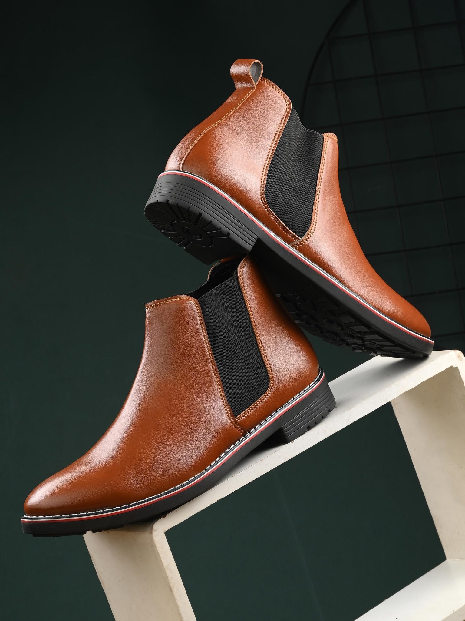 Men Leather Mid-Top Chelsea Boots